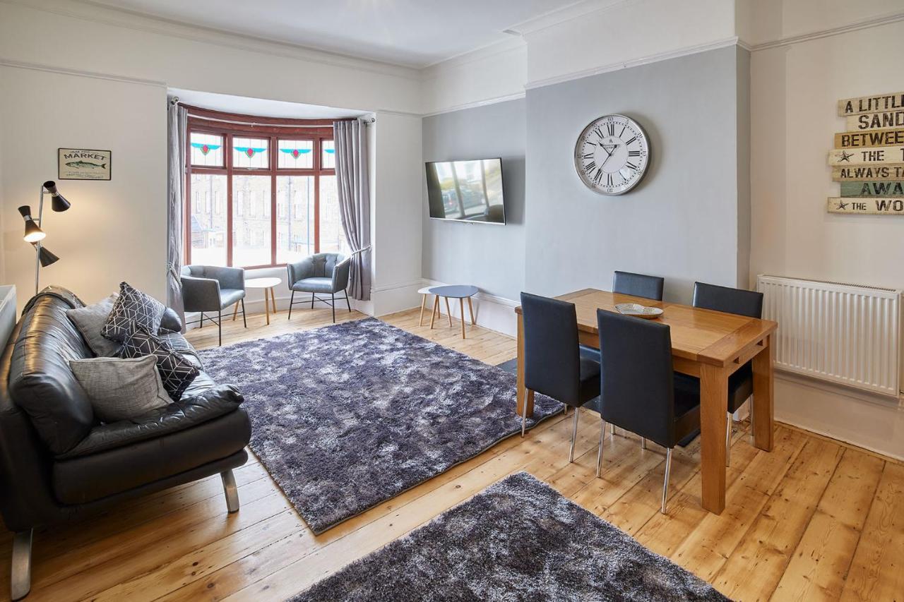Apartment 3, Khyber Lodge Apartments Уитби Экстерьер фото